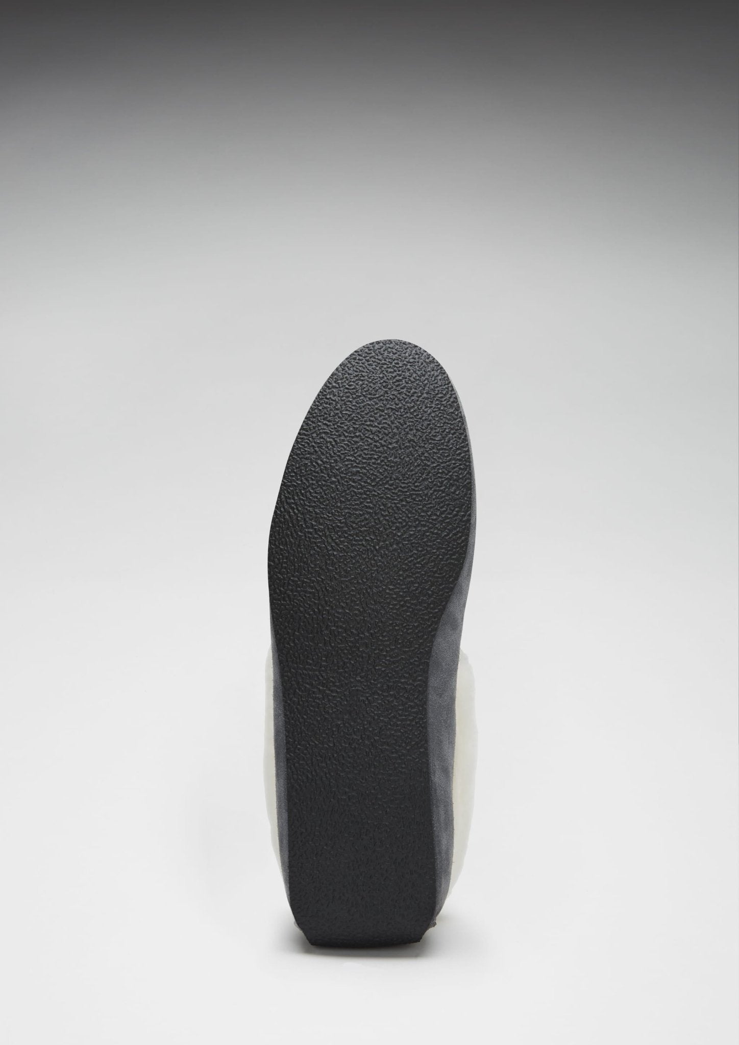 Slippers, sheepskin, slate grey suede - Hugs & Co.
