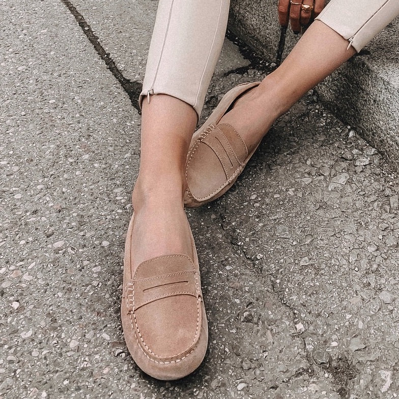 Lea-Sophie Rehm X Hugs & Co. in Munich