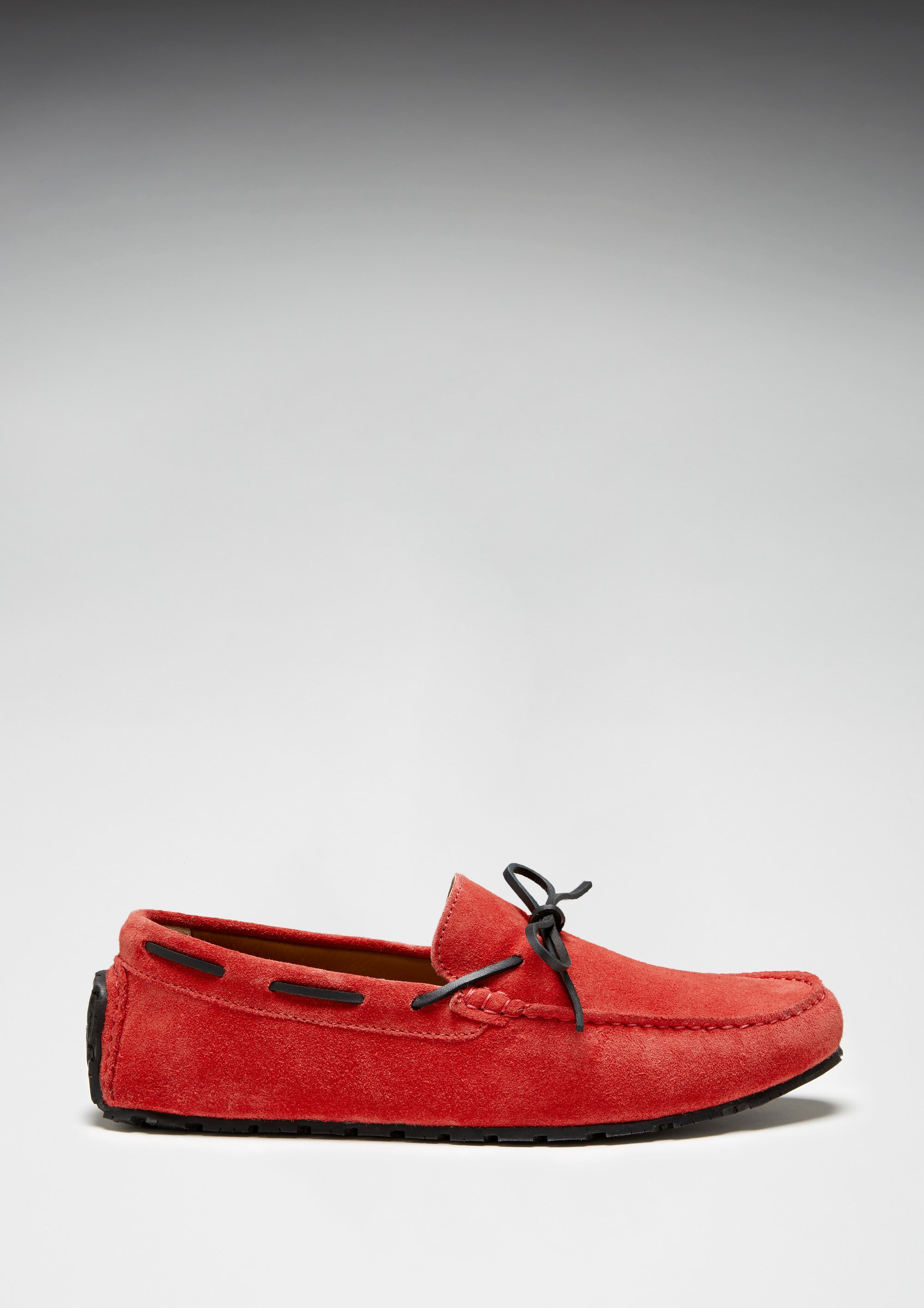 Tire Sole Laced Driving Mocassins, daim rouge