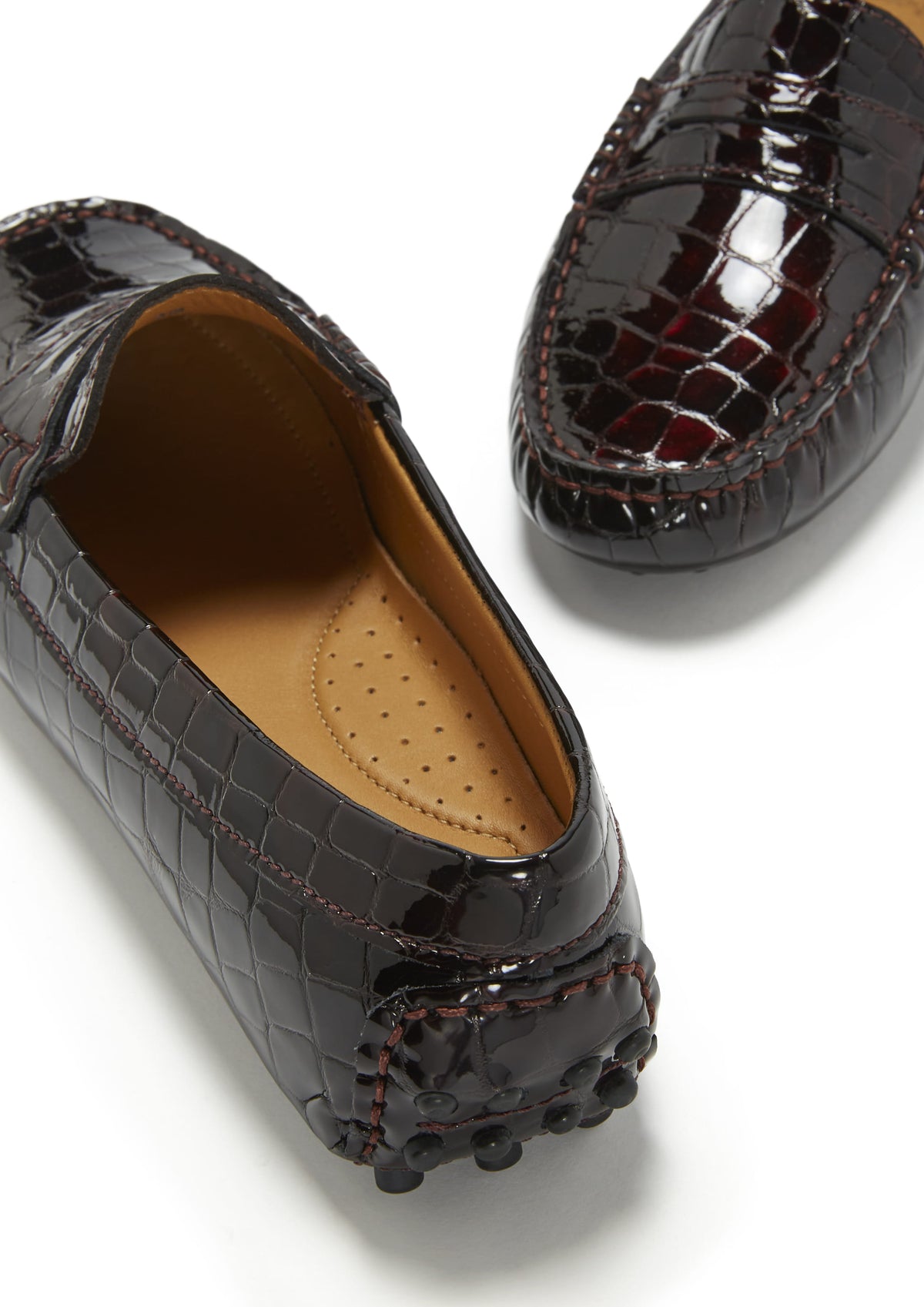Penny Driving Loafer für Damen, braunes Lackleder mit Krokoprägung